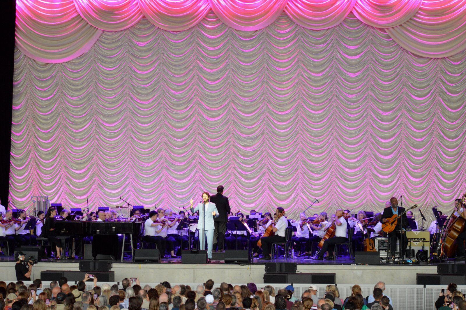 Photo Review: Josh Groban Stage, Screen, and Symphony tour Image