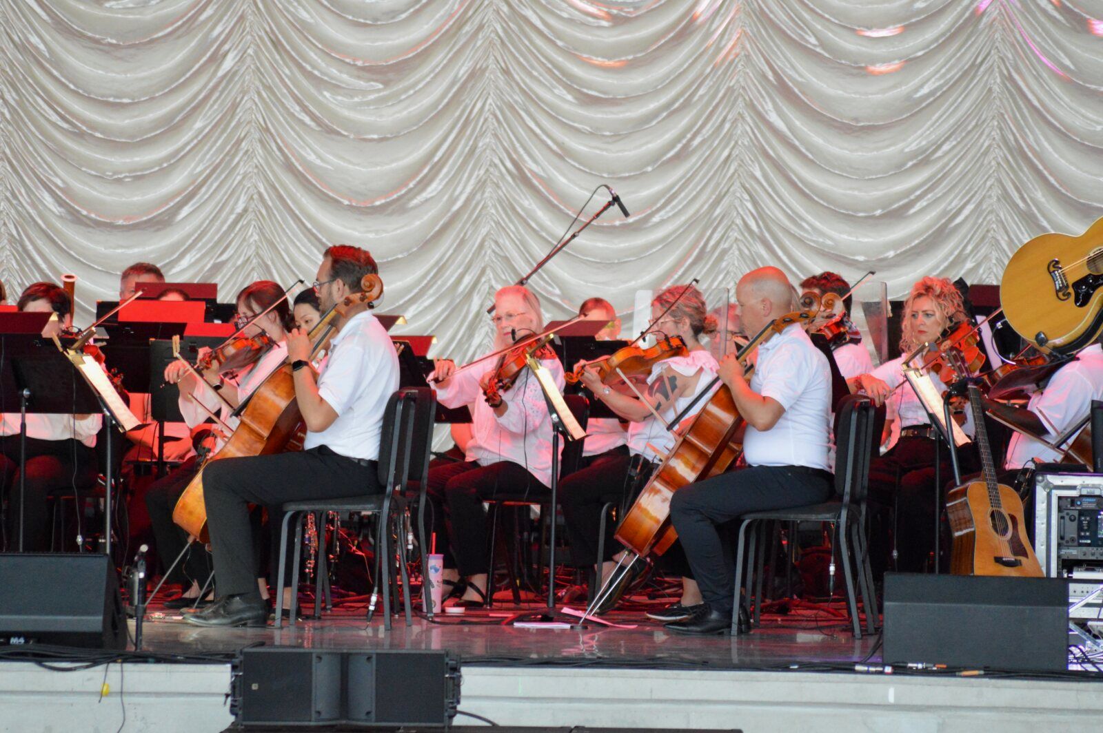 Photo Review: Josh Groban Stage, Screen, and Symphony tour Image