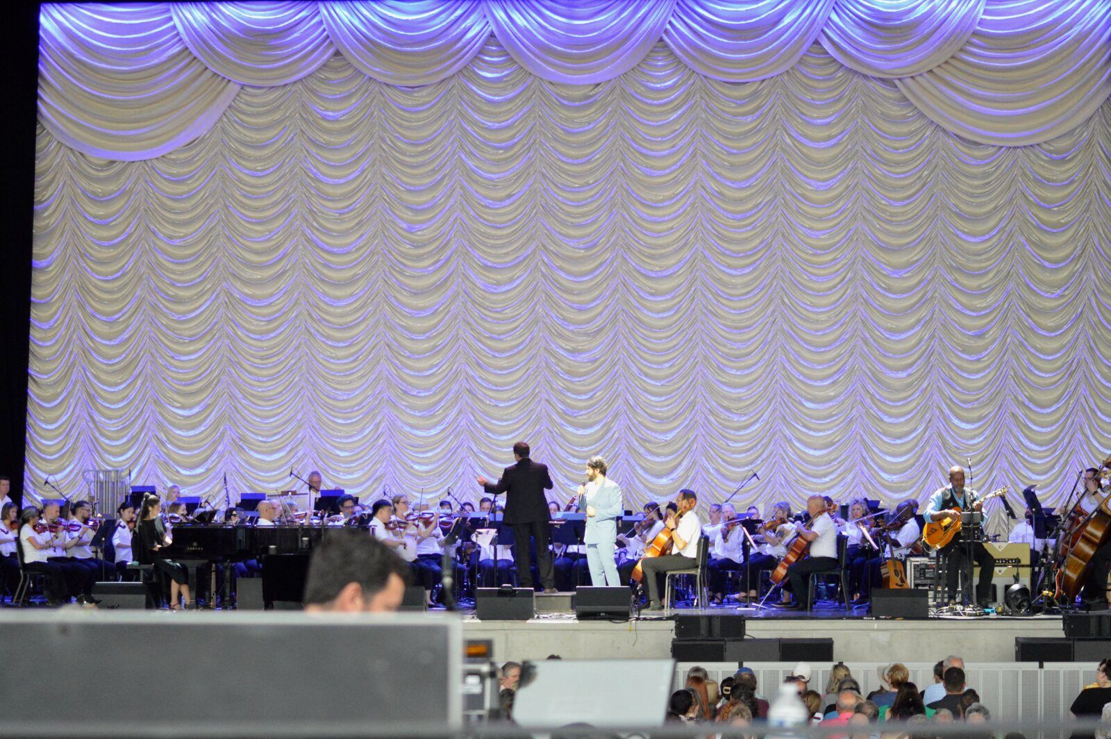 Photo Review: Josh Groban Stage, Screen, and Symphony tour Image