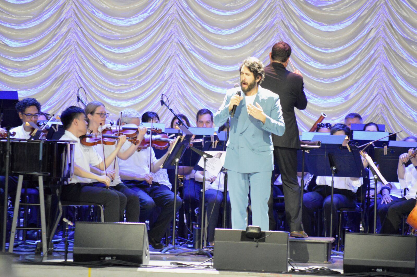 Photo Review: Josh Groban Stage, Screen, and Symphony tour Image
