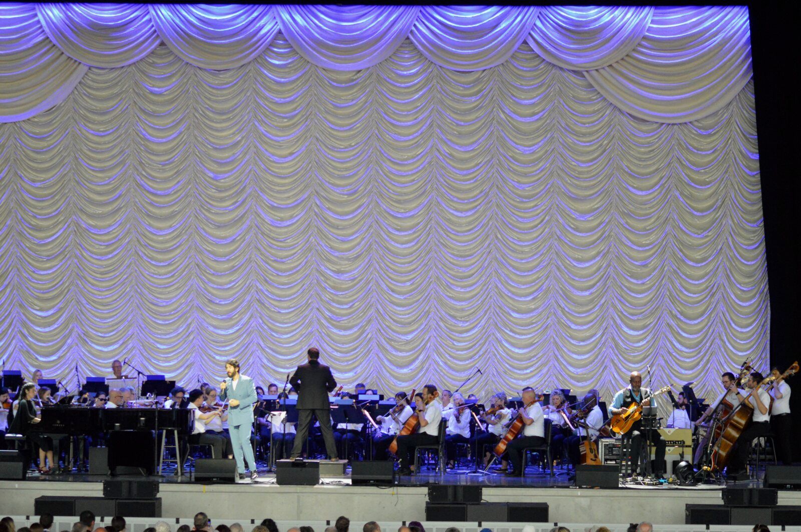 Photo Review: Josh Groban Stage, Screen, and Symphony tour Image