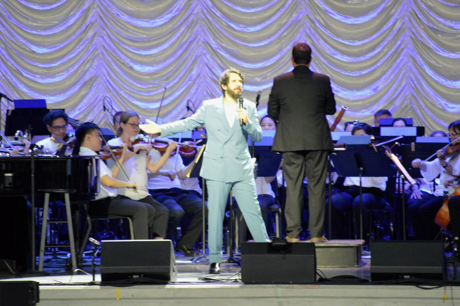 Photo Review: Josh Groban Stage, Screen, and Symphony tour Image