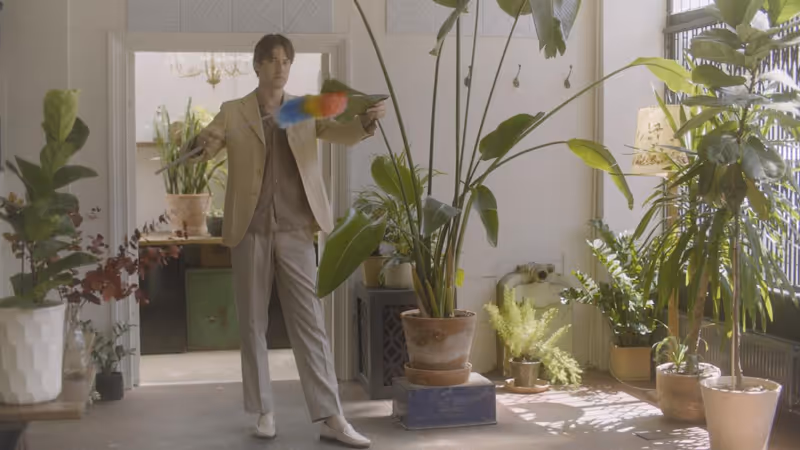 Photos: Daniel Pickard Announces Debut Album BEHAVIOUR, Shares HEARTBEATS THE FLAW — photo 3 of 4