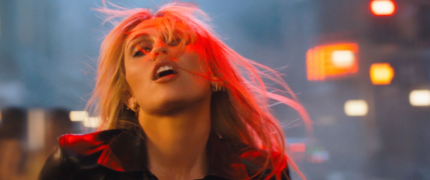 Photos: Miley Cyrus Releases New Single BASS PERSUADES With Mert Alas-Directed Video Image