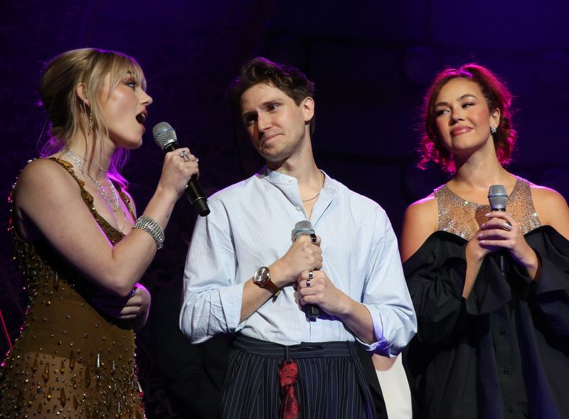 Photos: Inside the MOULIN ROUGE! Closing Night Celebration — photo 11 of 63