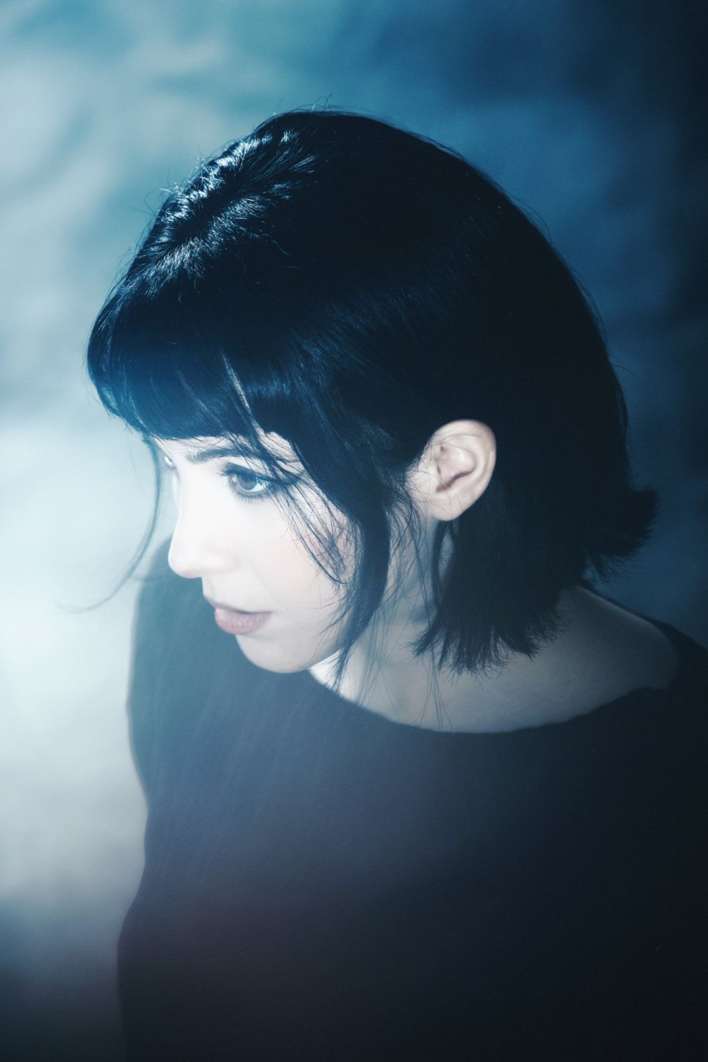 Photos: Luna Shadows Releases New Single