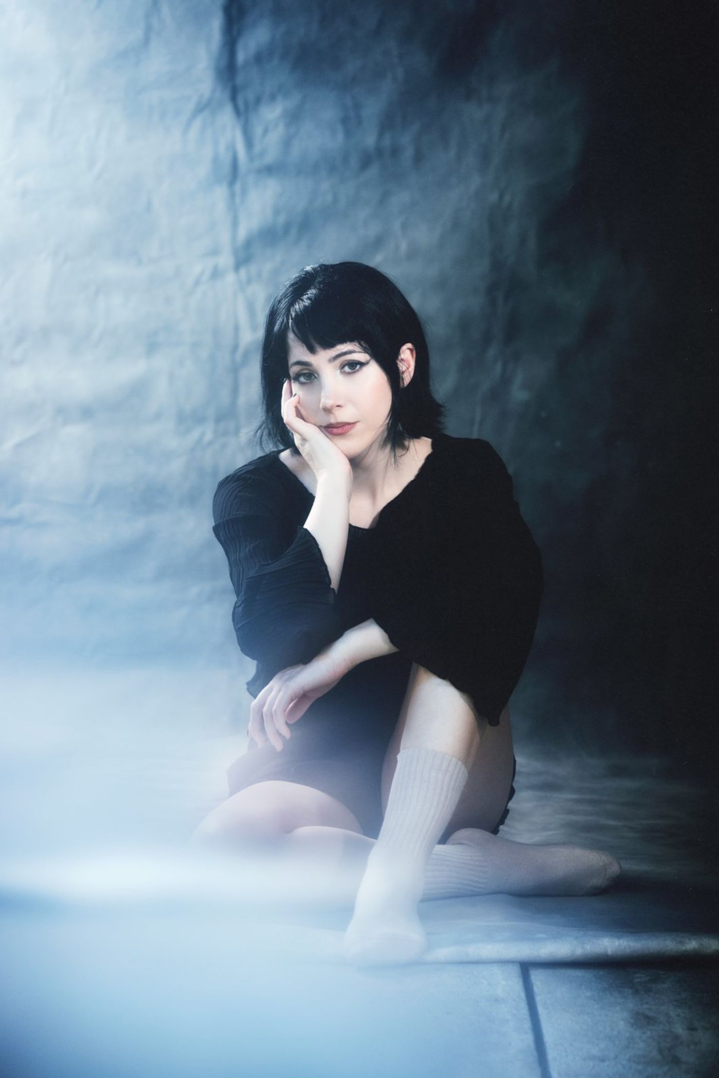 Photos: Luna Shadows Releases New Single