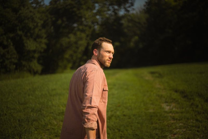 Photos: Phillip Phillips Releases LET'S GO FAR: VOL. 1 EP, LET'S GO FAR Tour to Launch in Dallas — photo 5 of 6