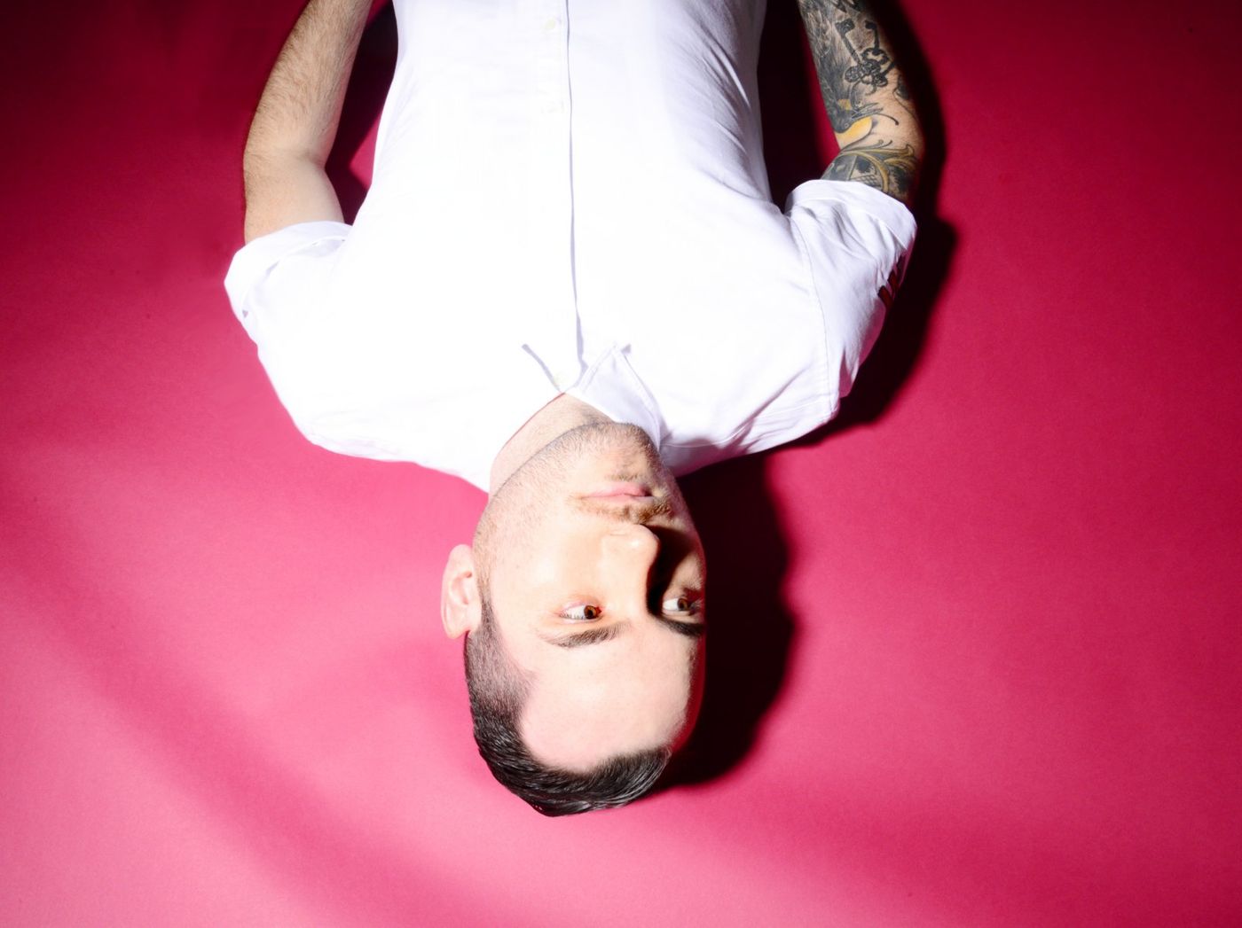 Photos: Andrew Bayer to Release A LIGHT THAT GUIDES WEARY TRAVELERS HOME Image