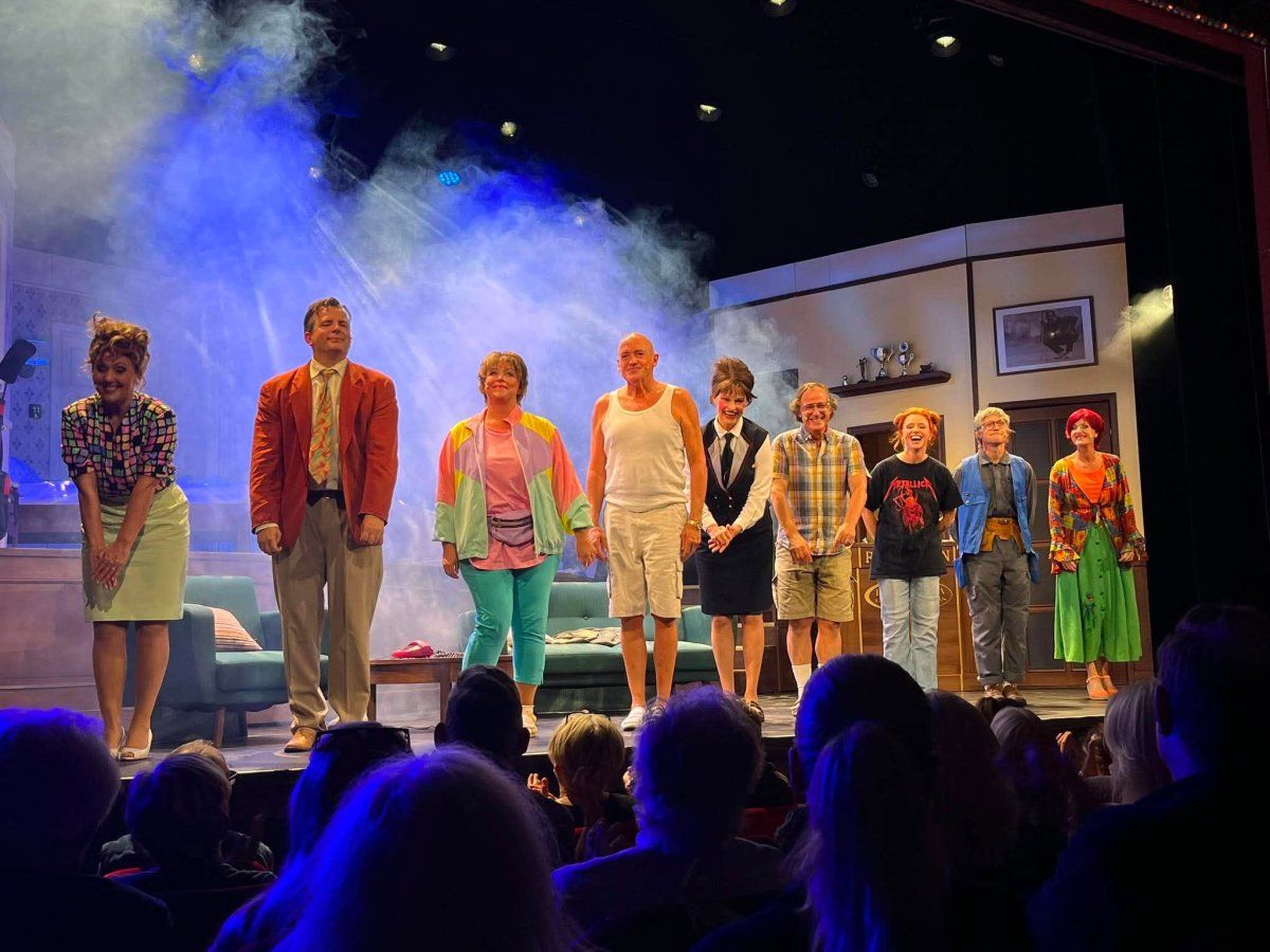 Review: OSS SWINGERS EMELLAN (WHOSE WIFES ARE THEY ANYWAY) at Intiman Image