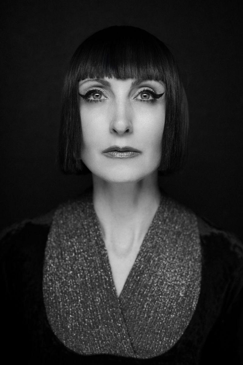 Photos: Wendy Bevan Shares SLEEPWALKERS Single Ahead of ALONE WITH THE UNKNOWN — photo 1 of 4