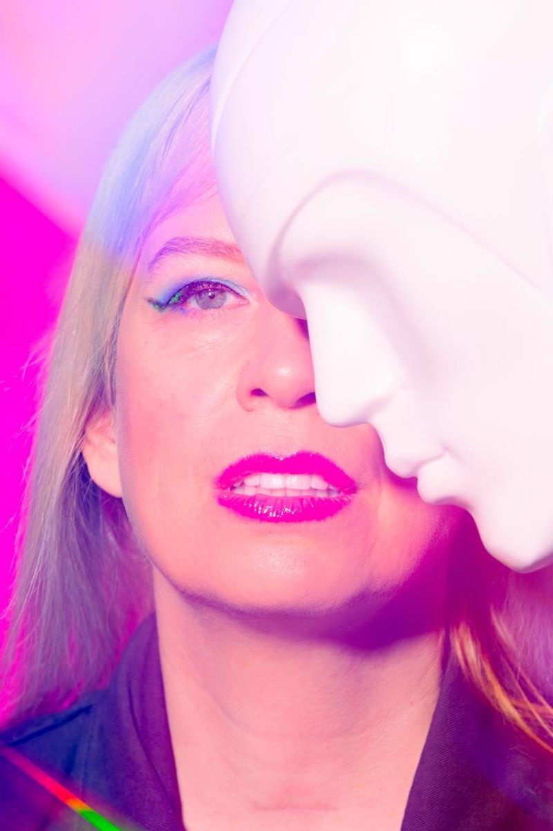 Photos: FRANKIE ROSE to Tour North America With THE CHARLATANS UK This Fall — photo 9 of 12