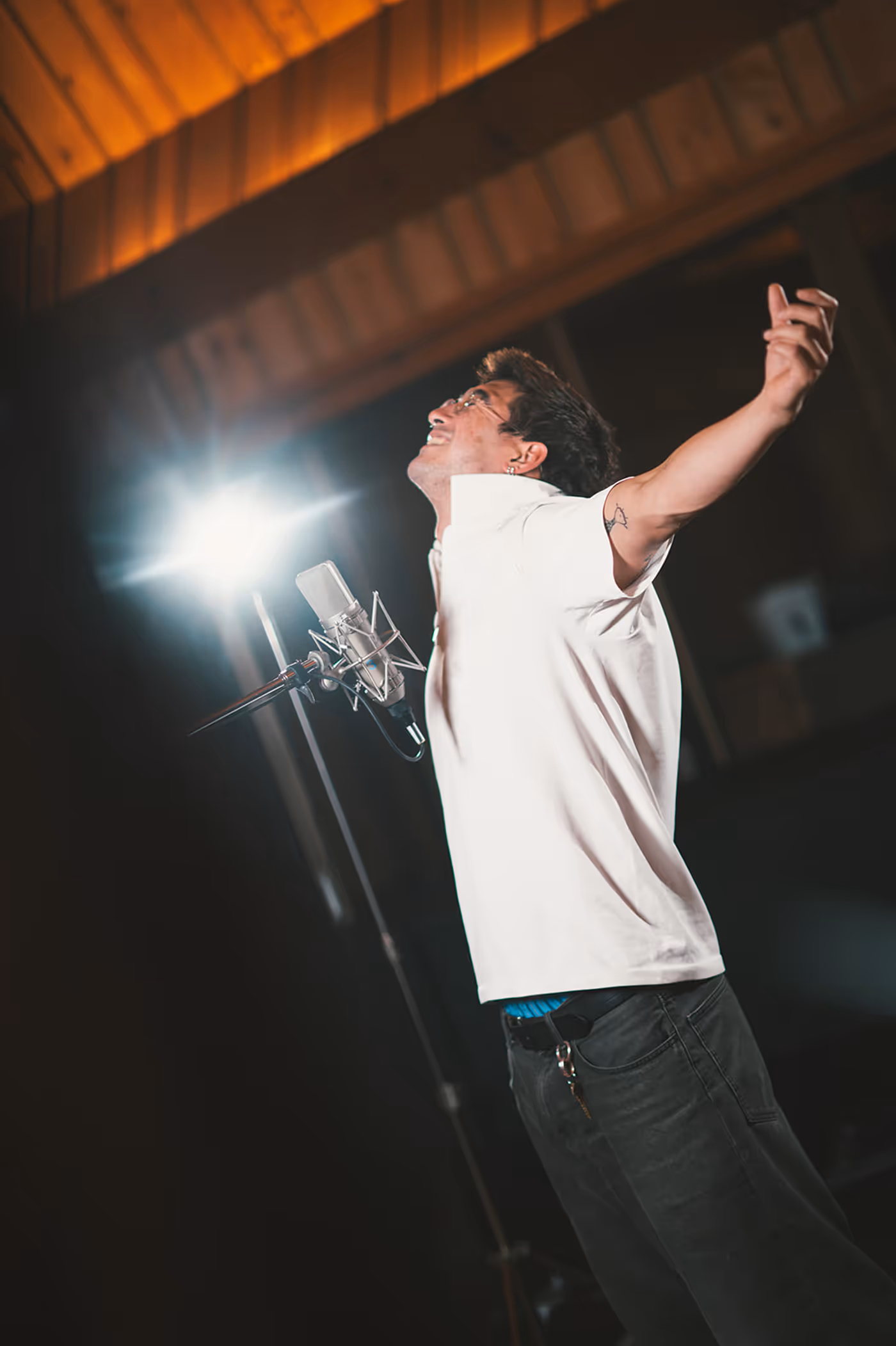 Video: HEATED RIVALRY: THE UNAUTHORIZED MUSICAL PARODY Drops Second Single 'I Can Host' Image