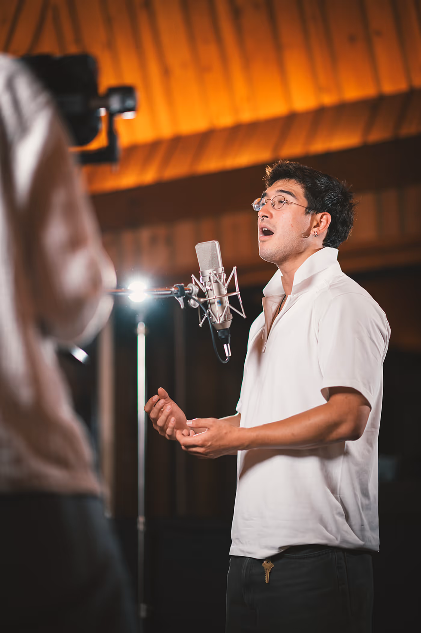 Video: HEATED RIVALRY: THE UNAUTHORIZED MUSICAL PARODY Drops Second Single 'I Can Host' Image