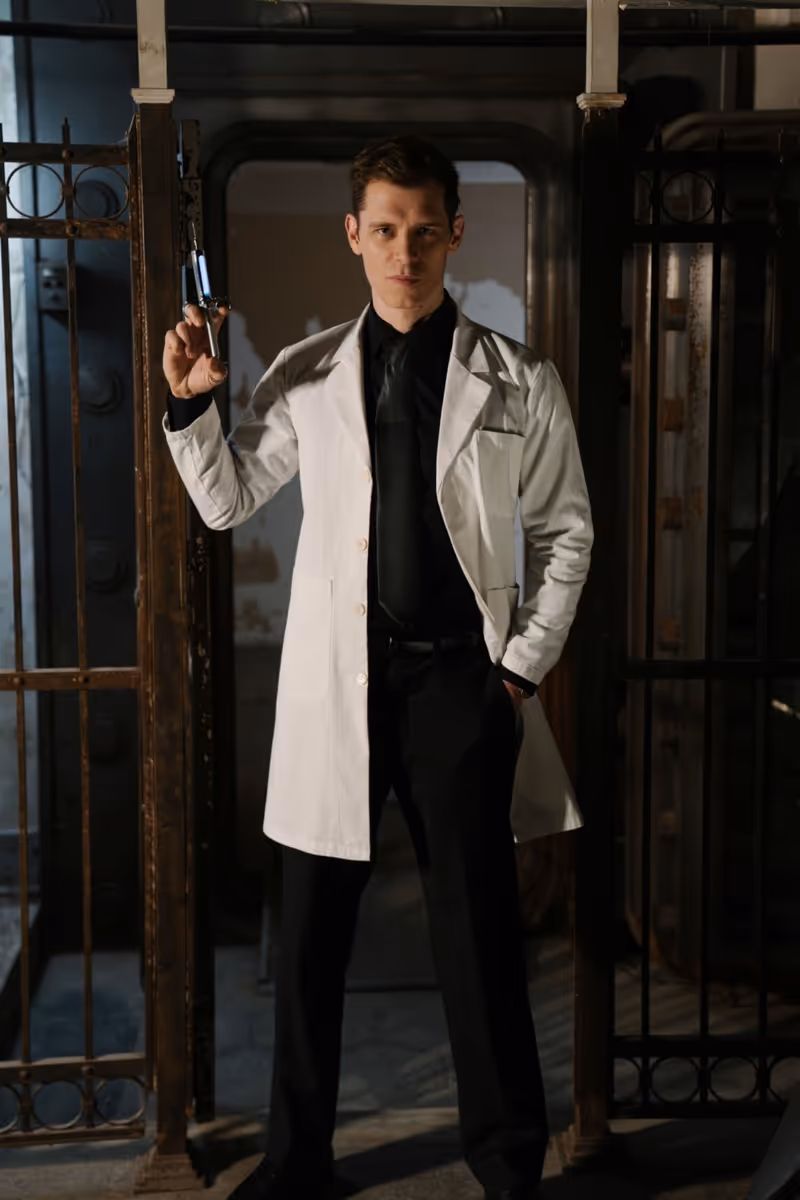 Photos: HERBERT WEST: REANIMATOR Wraps Filming With Joseph Morgan, Katie Cassidy — photo 2 of 16