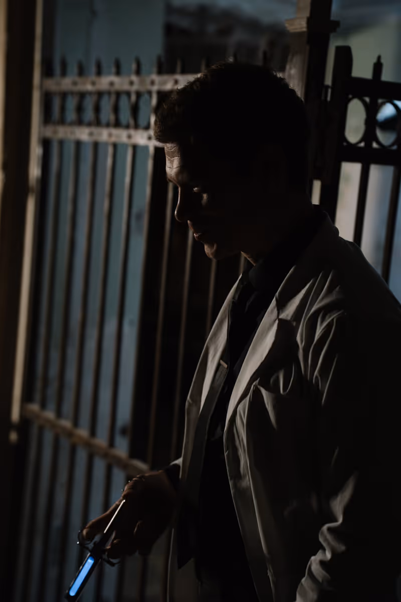 Photos: HERBERT WEST: REANIMATOR Wraps Filming With Joseph Morgan, Katie Cassidy — photo 3 of 16