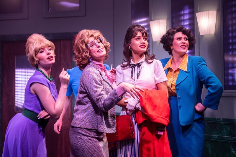 REVIEW: Satirical Take On Big Business, HOW TO SUCCEED IN BUSINESS WITHOUT REALLY TRYING Remains Relevant As Corporations Continue To See It As A Handbook, Not A Caution Image