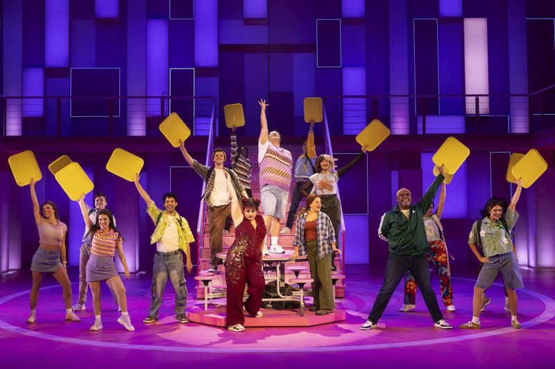 PHOTOS: First Look At MEAN GIRLS Presented By Aurora’s Paramount Theatre — photo 15 of 17