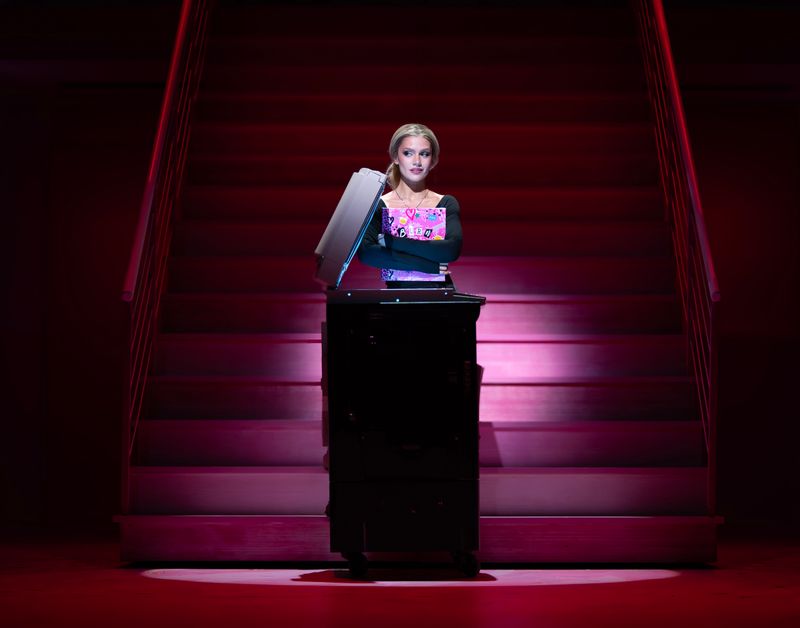 PHOTOS: First Look At MEAN GIRLS Presented By Aurora’s Paramount Theatre — photo 3 of 17