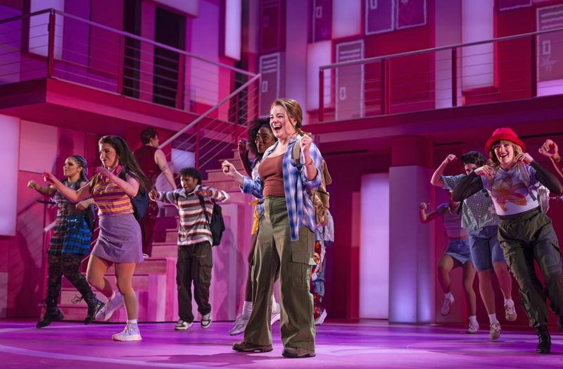 PHOTOS: First Look At MEAN GIRLS Presented By Aurora’s Paramount Theatre — photo 17 of 17