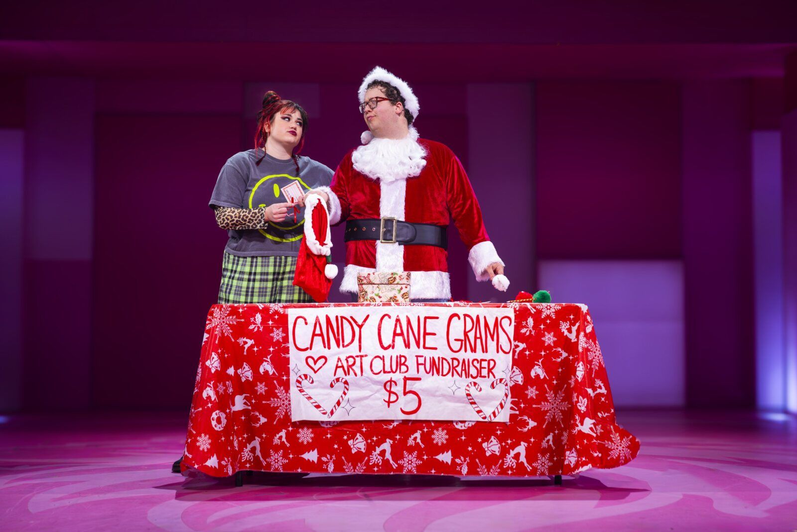 PHOTOS: First Look At MEAN GIRLS Presented By Aurora’s Paramount Theatre — photo 7 of 17