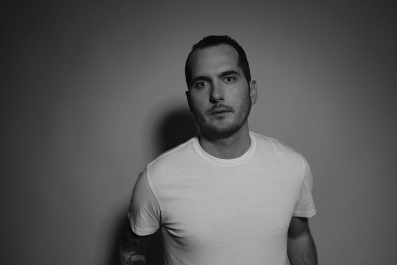Photos: Andrew Bayer Releases New Album A LIGHT THAT GUIDES WEARY TRAVELERS HOME — photo 15 of 18
