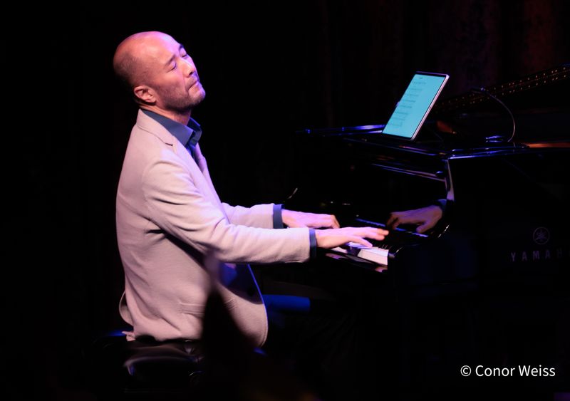 Photos: See Highlights of Gabrielle Stravelli Trio at Birdland Jazz Club — photo 3 of 20