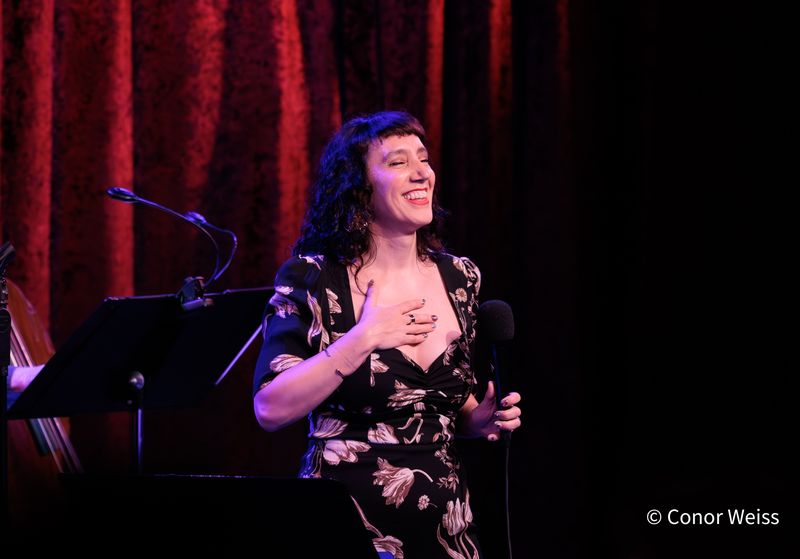 Photos: See Highlights of Gabrielle Stravelli Trio at Birdland Jazz Club — photo 5 of 20