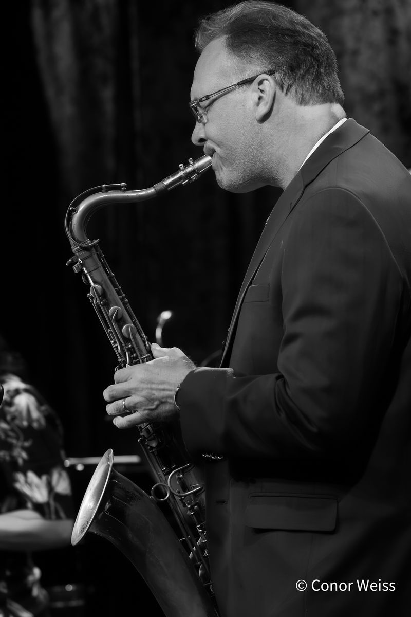 Photos: See Highlights of Gabrielle Stravelli Trio at Birdland Jazz Club — photo 11 of 20