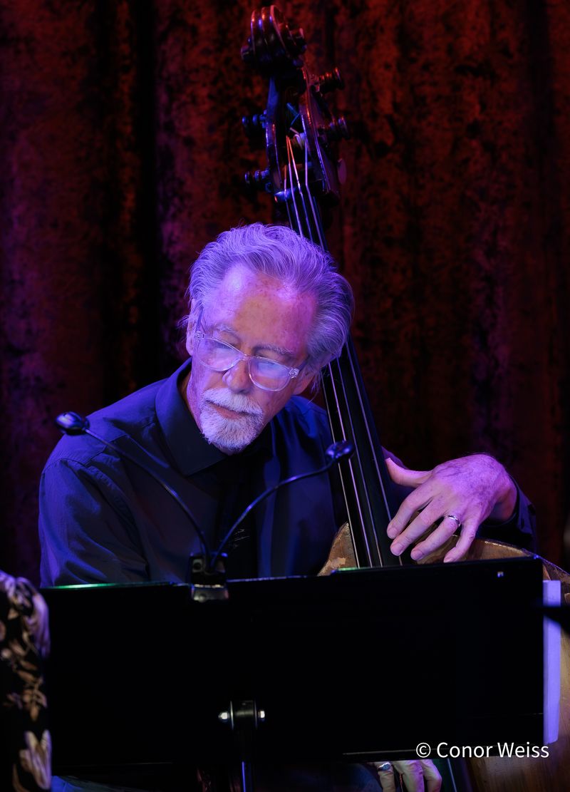Photos: See Highlights of Gabrielle Stravelli Trio at Birdland Jazz Club — photo 12 of 20