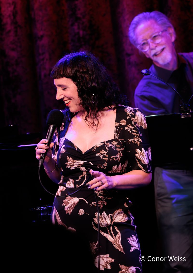 Photos: See Highlights of Gabrielle Stravelli Trio at Birdland Jazz Club — photo 13 of 20