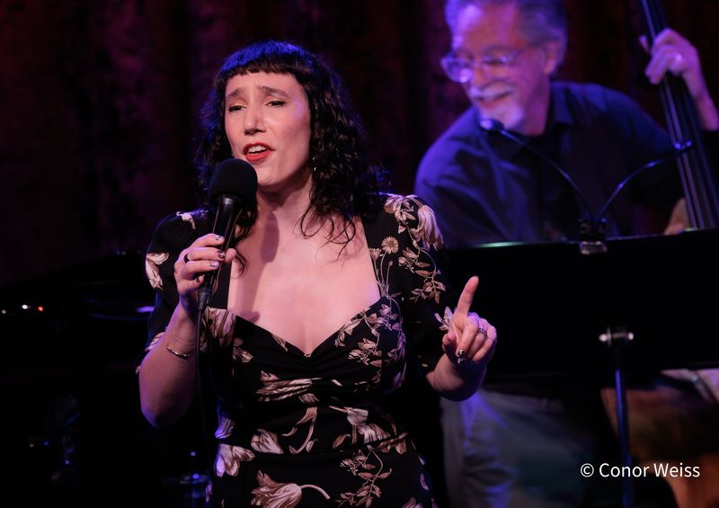 Photos: See Highlights of Gabrielle Stravelli Trio at Birdland Jazz Club — photo 14 of 20