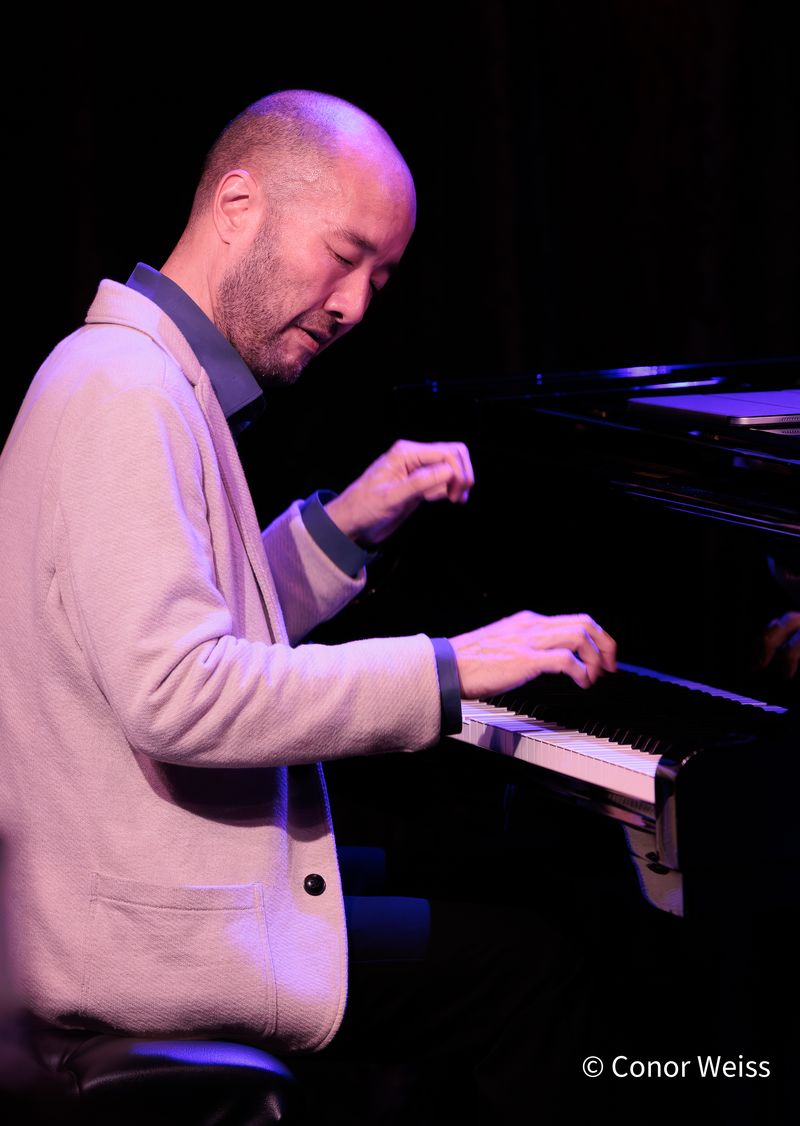 Photos: See Highlights of Gabrielle Stravelli Trio at Birdland Jazz Club — photo 18 of 20