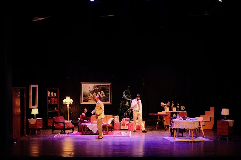 Review: Asararua’s RUMAH BONEKA and the Desperate Housewife Image