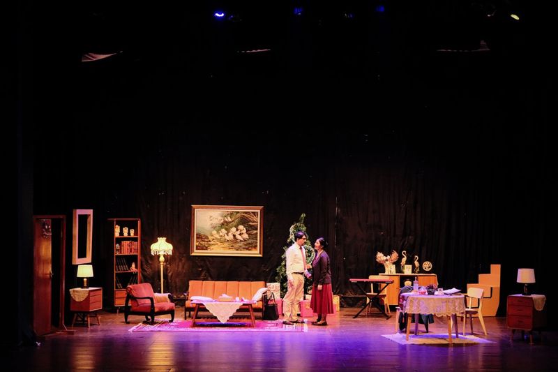 Review: Asararua’s RUMAH BONEKA and the Desperate Housewife Image