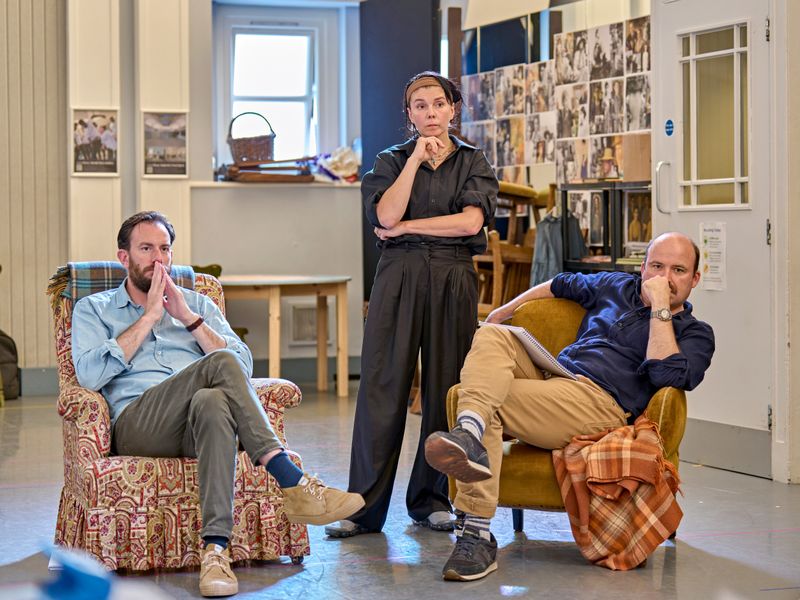 Photos: Rory Kinnear and More in Rehearsal For THE STANDARD OF LIVING at Theatre Royal Haymarket — photo 6 of 9