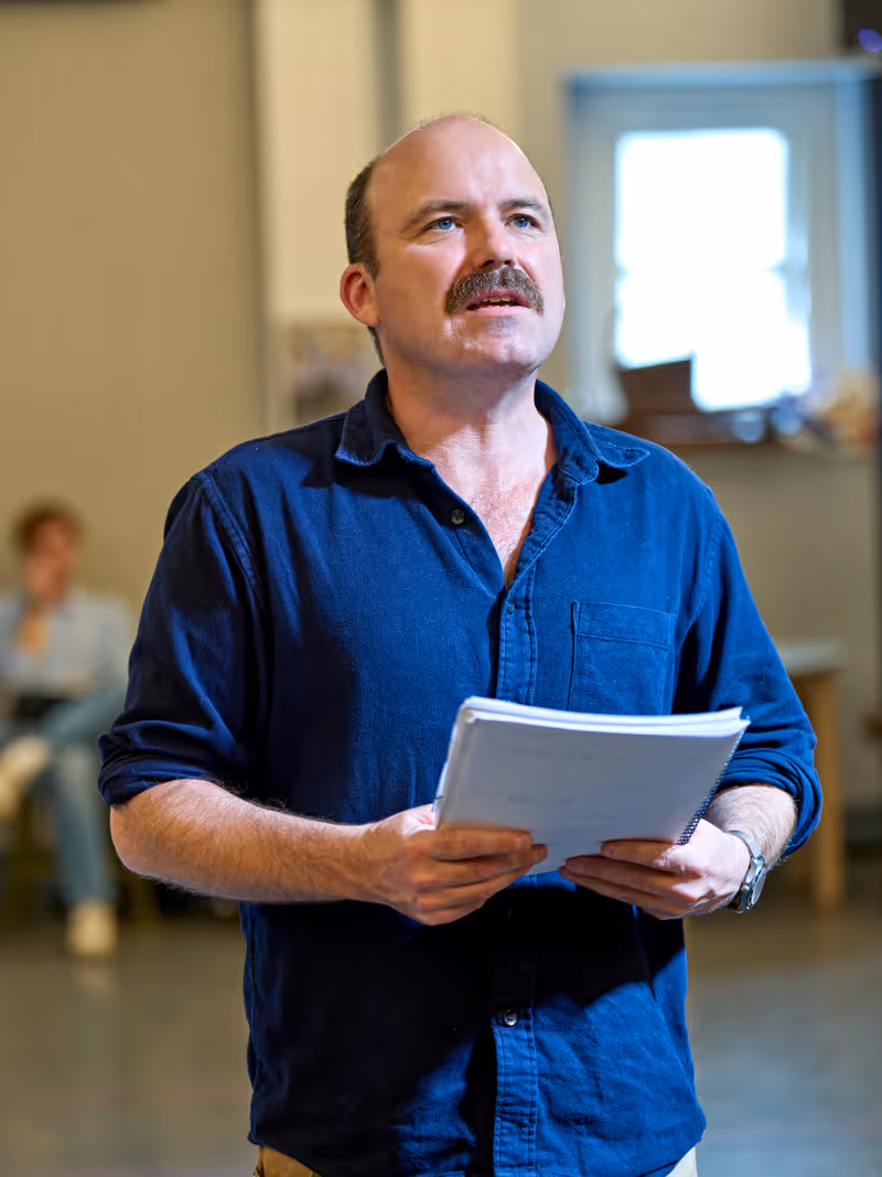 Photos: Rory Kinnear and More in Rehearsal For THE STANDARD OF LIVING at Theatre Royal Haymarket — photo 2 of 9