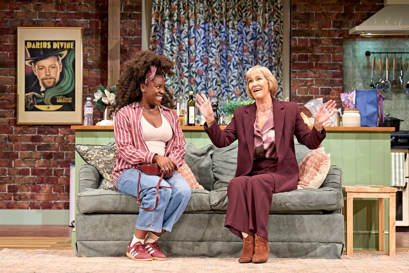 Photos: Rufus Hound and More in THE OTHER SIDE OF MURDER UK Tour — photo 21 of 24