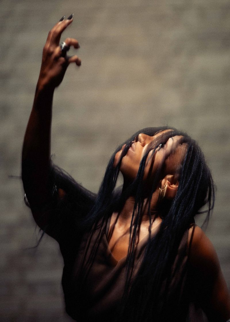 Photos: FOR COLORED GIRLS WHO HAVE CONSIDERED SUICIDE / WHEN THE RAINBOW IS ENUF At The Yard Theatre — photo 5 of 13