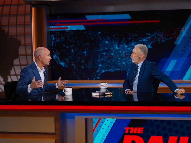 Photos: THE DAILY SHOW: Jon Stewart to Welcome Gov. Spencer Cox for Interview — photo 4 of 6