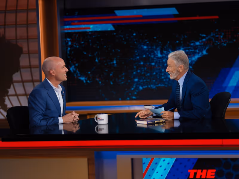 Photos: THE DAILY SHOW: Jon Stewart to Welcome Gov. Spencer Cox for Interview — photo 6 of 6