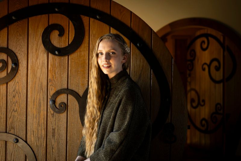 Photos: Anna Lapwood to Release NOT ALL THOSE WHO WANDER ARE LOST Album — photo 2 of 9