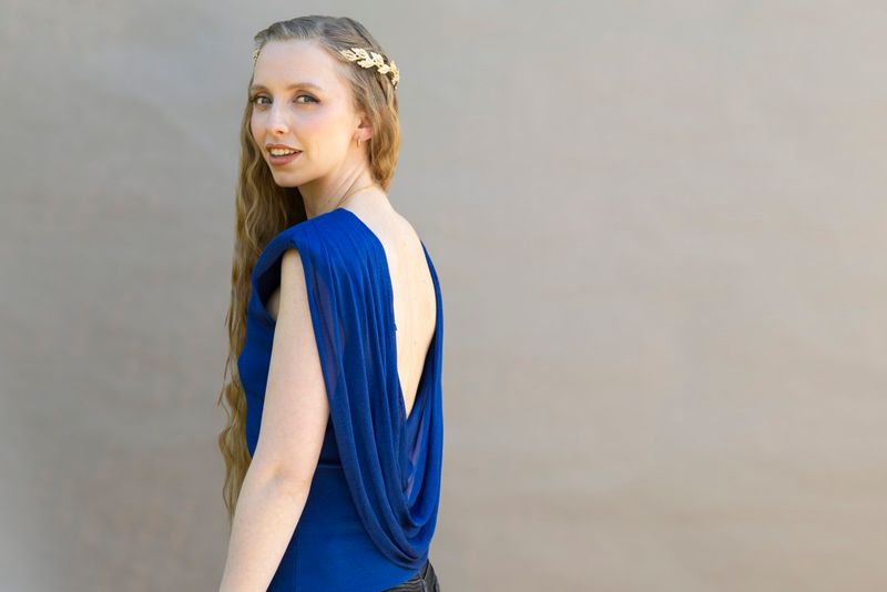 Photos: Anna Lapwood to Release NOT ALL THOSE WHO WANDER ARE LOST Album — photo 5 of 9