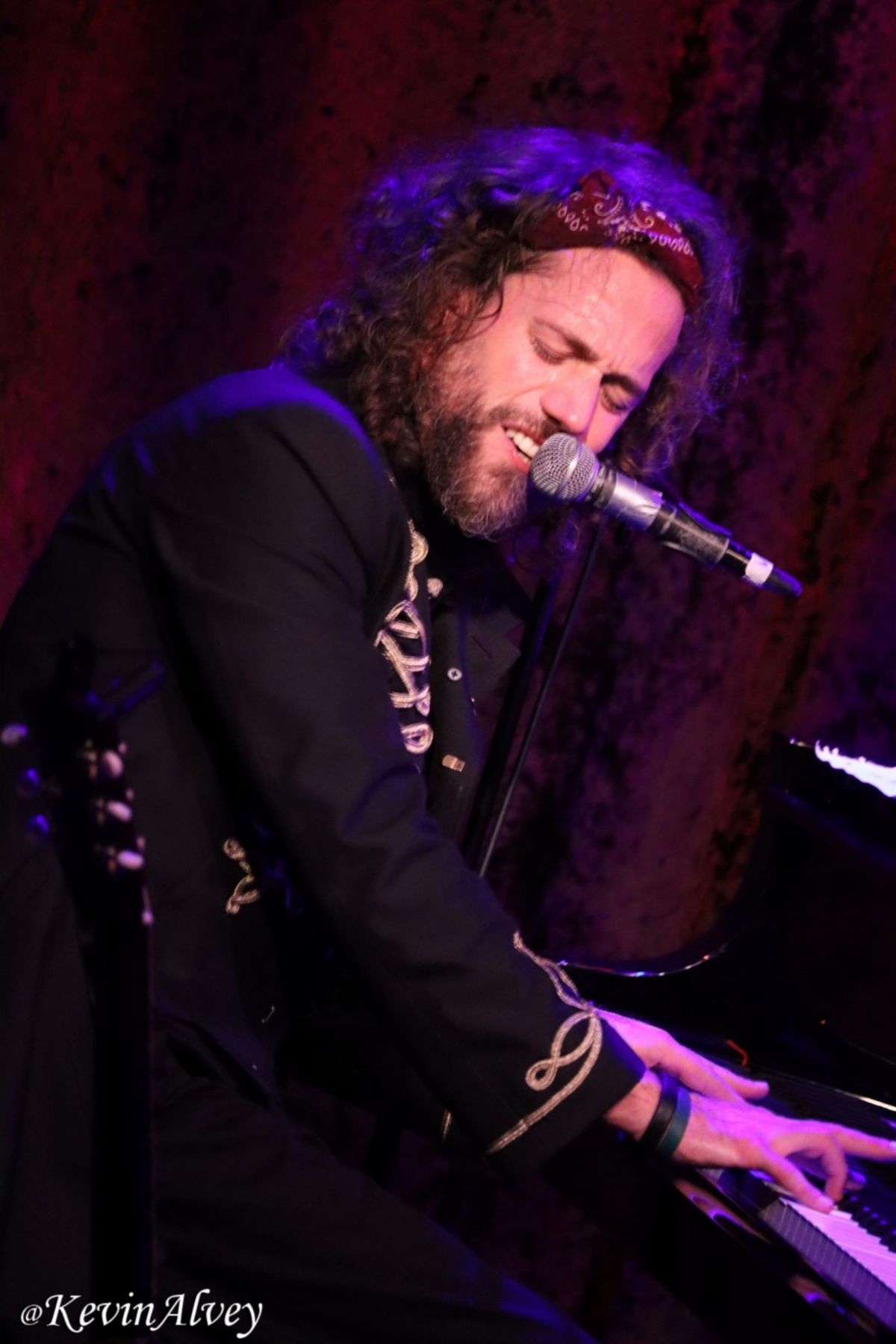 Felix Hagan at Photos: OPERATION MINCEMEAT Co-Creator Felix Hagan In Concert At Birdland