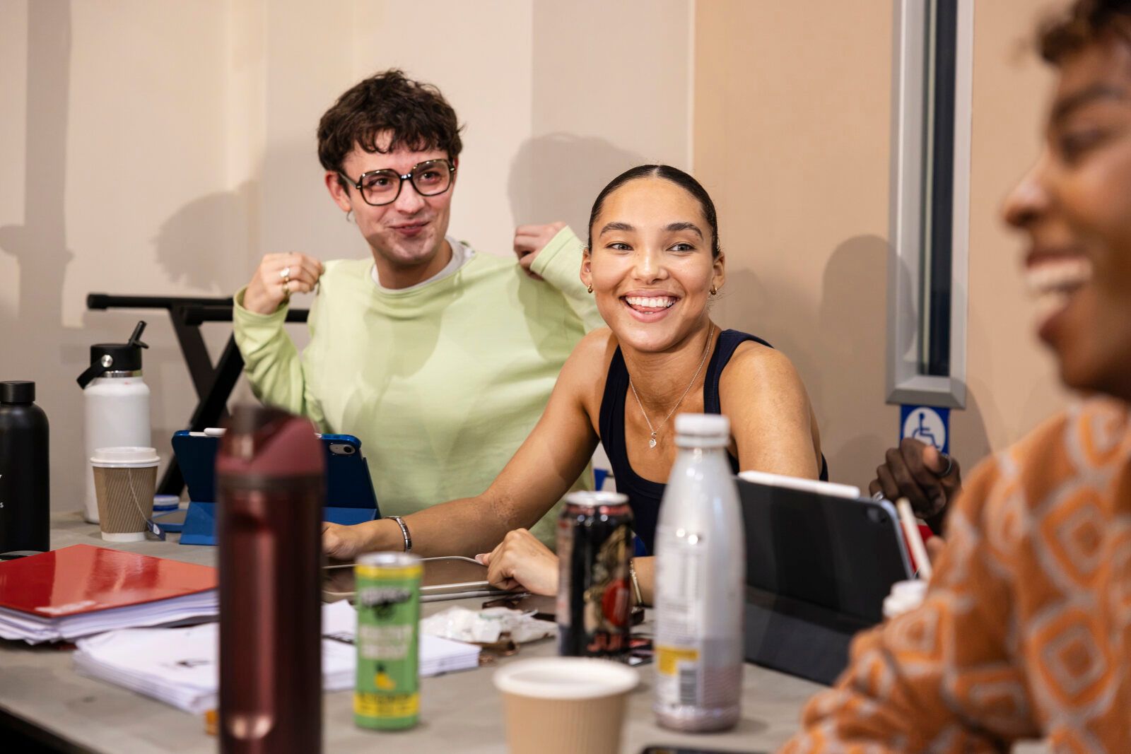Photos: Gaten Matarazzo, Travis Ross, and More in Rehearsal For RENT in London — photo 34 of 35