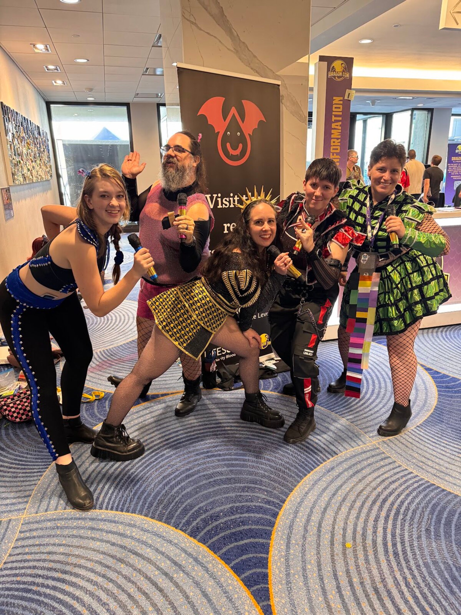 Photos: Dragon Con Gets the Broadway Treatment with Theatre-Inspired Cosplay — photo 4 of 34