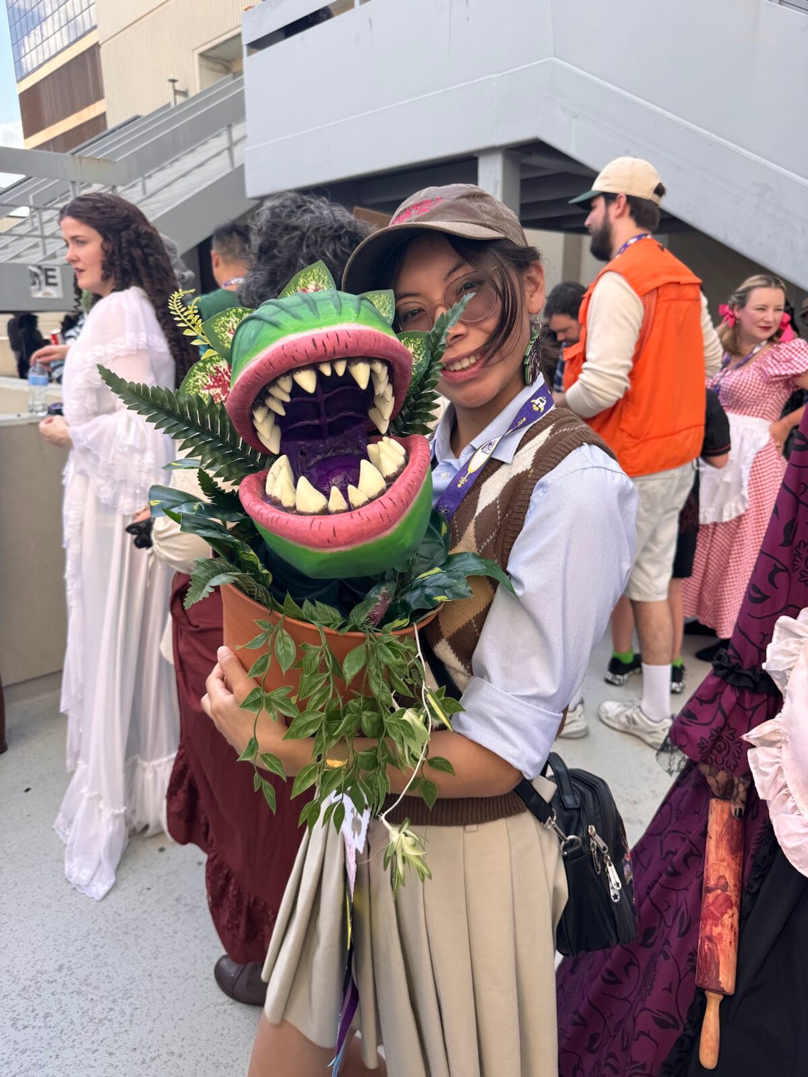 Photos: Dragon Con Gets the Broadway Treatment with Theatre-Inspired Cosplay — photo 31 of 34