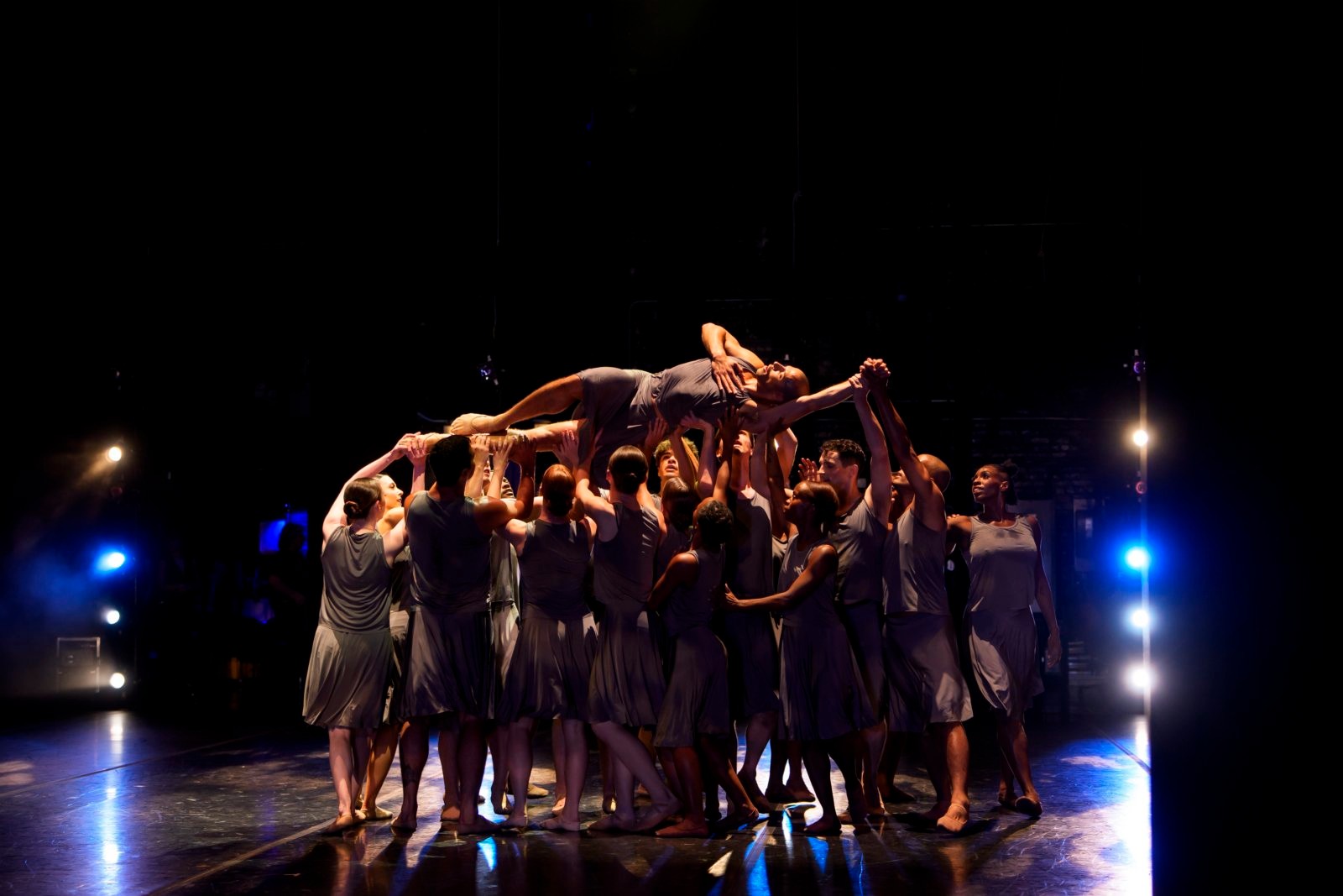 Photos: DANCE FOR LIFE 35TH Raises Over $535,000 for Chicago Dancers — photo 19 of 36