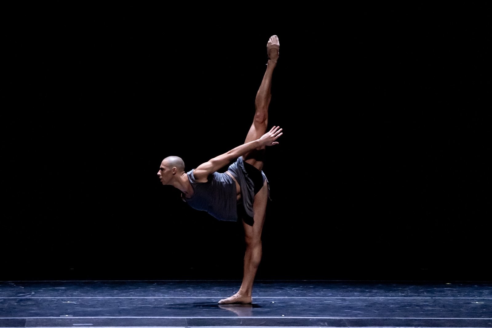 Photos: DANCE FOR LIFE 35TH Raises Over $535,000 for Chicago Dancers — photo 13 of 36
