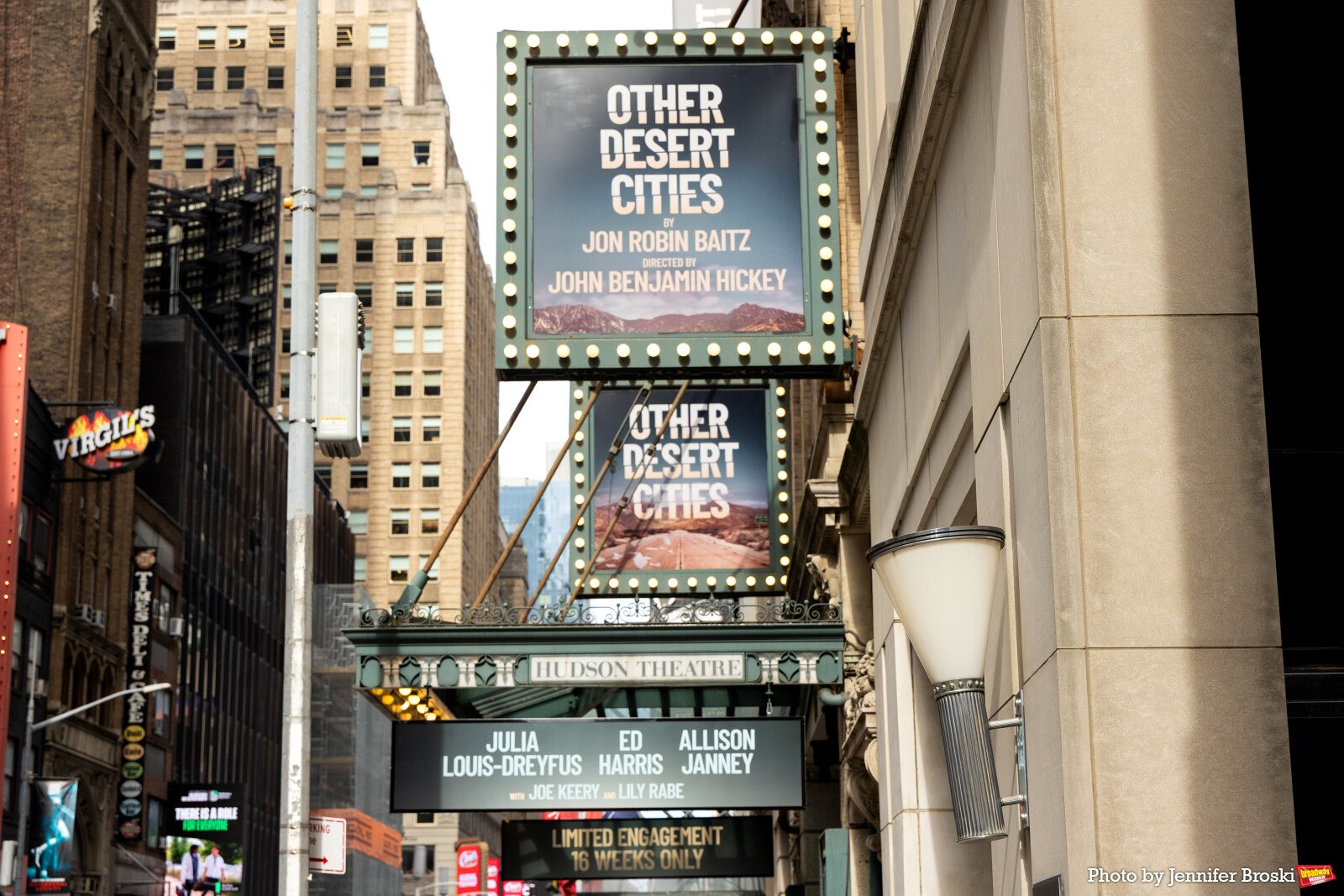 Up on the Marquee: OTHER DESERT CITIES Returns to Broadway Image